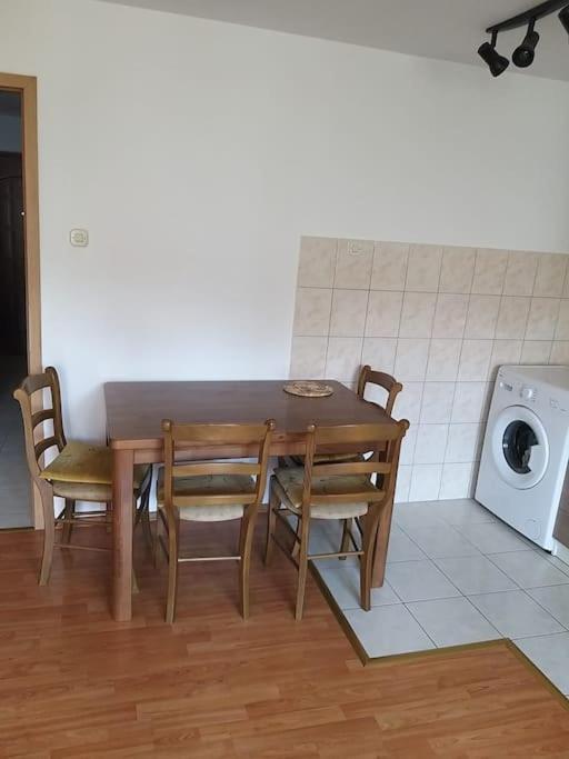 Nice Apartment On Quite Location Near City Center سبليت المظهر الخارجي الصورة